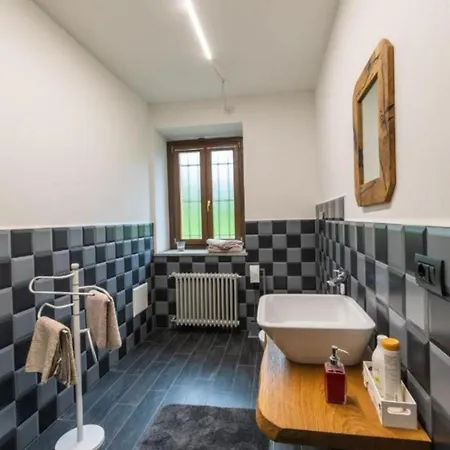 Certe Notti Langhe Bed & Breakfast *